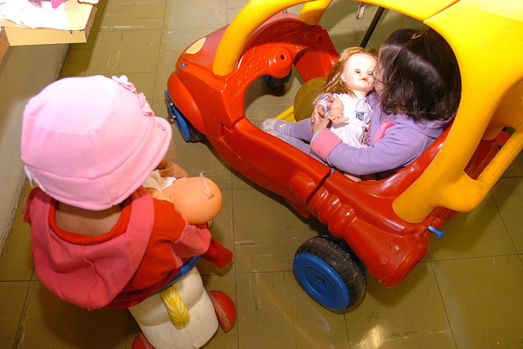 crianças brinquedos