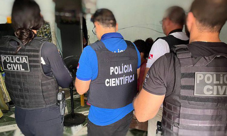 Operação Bad Vibes combate pornografia infantil em 12 estados.