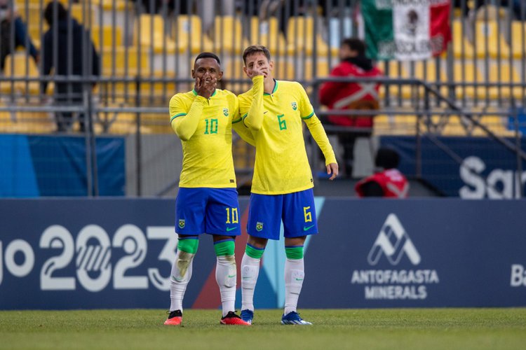 Brasil vence México e está na final do Pan contra o Chile.