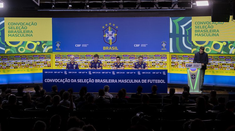 Fernando Diniz convoca Seleção Brasileira para jogos das Eliminatórias.