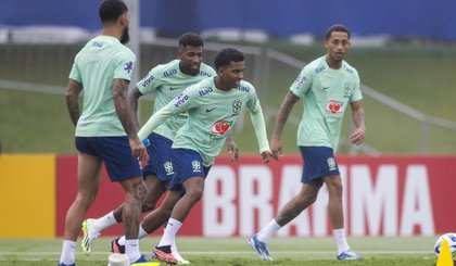 Treino da Seleção na Granja Comary. (Foto: Joilson Marconne / CBF)