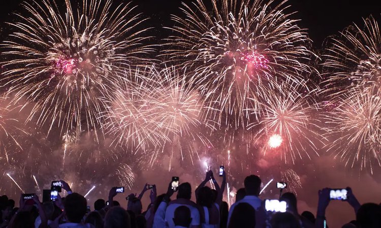 fogos de artifício réveillon