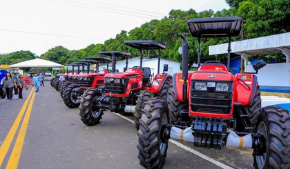 9 cidades do Piauí recebem tratadores e equipamentos agrícolas. (Foto: Reprodução)