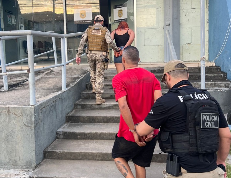 A operação cumpriu os mandados de Prisão e Busca e Apreensão em diversos endereços na cidade de Floriano.