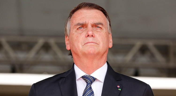 Bolsonaro participa de evento público nos EUA.