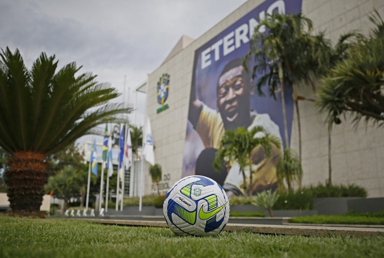 Confira as bolas das competições da CBF para 2023.