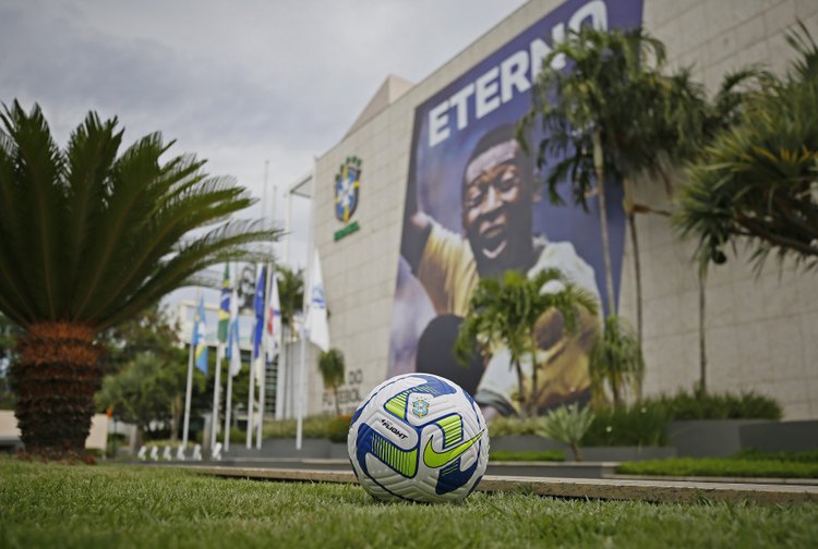 Confira as bolas das competições da CBF para 2023.