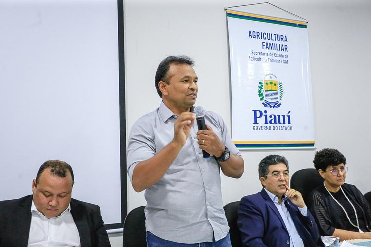 Fábio Abreu assume Secretaria da Assistência Técnica e Defesa Agropecuária.