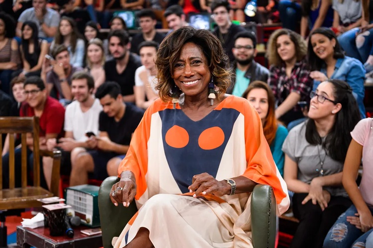Morre a jornalista Glória Maria, ícone da TV.