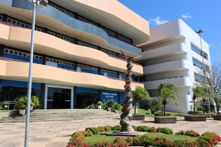 TCE realiza fiscalização em licitações e contratos por cidades do Piauí..