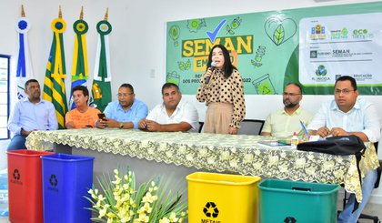 Vereadores acompanham premiação de projetos ambientais realizados em Floriano. (Foto: Divulgação)