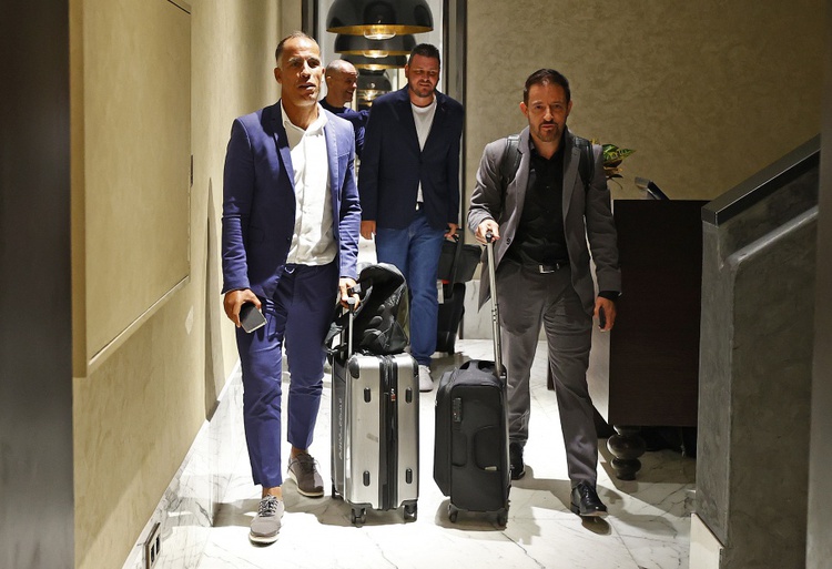 Comissão técnica desembarca no Marrocos para amistoso.
