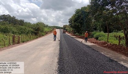 DER-PI constrói rodovia que liga Ipiranga a Oeiras. (Foto: DER-PI)
