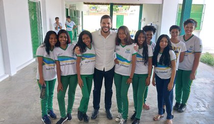 Em Floriano, secretário da Educação anuncia modernização de escolas da regional. (Foto: Reprodução)