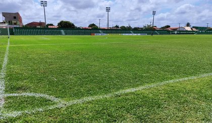 Estádio Pedro Alelaf, em Parnaíba. (Foto: Felipe Cruz/Rede Clube)