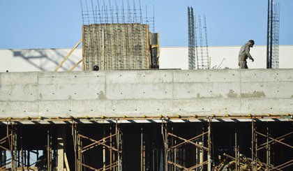 Plataforma online mapeará obras paradas em estados e municípios. (Foto: Marcello Casal Jr/Agência Brasil)