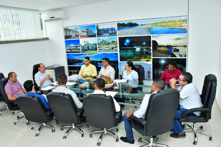 Prefeitura de Floriano começa a preparar edital de licitação para a reforma do Mercado Central.