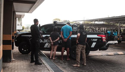 Suspeitos de roubar avião em Teresina são presos pela polícia. (Foto: SSP-PI)