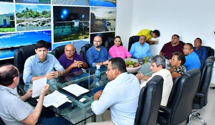Vereadores de Floriano destinam emendas de quase R$ 200 mil para cooperativa de leite. (Foto: Ascom)