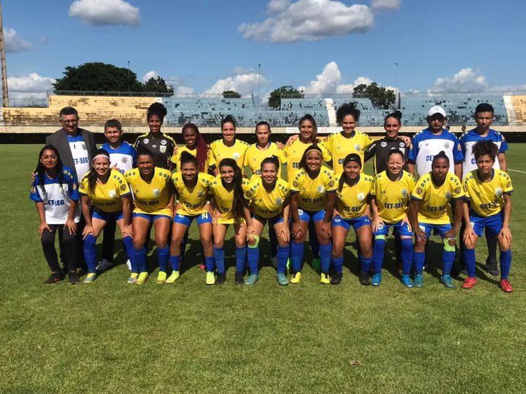 Equipe feminina do Tiradentes-PI em Palmas.