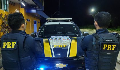 Floriano: PRF apreende carga ilegal de produtos eletrônicos avaliada em R$ 74 mi. (Foto: PRF)