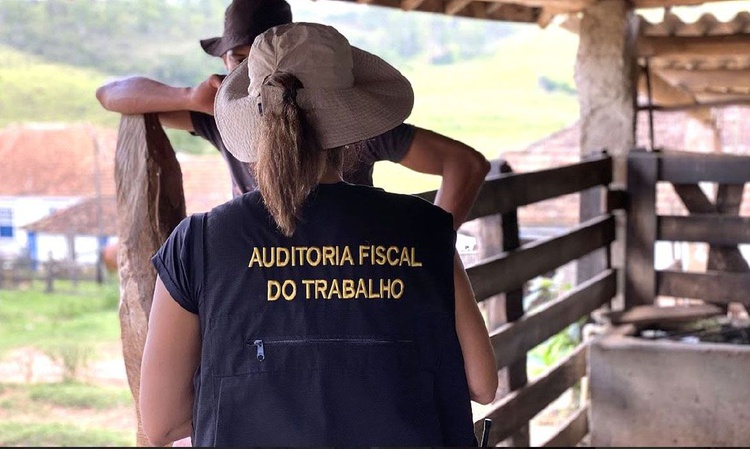 Nova lista de trabalho análogo à escravidão contém 289 nomes.