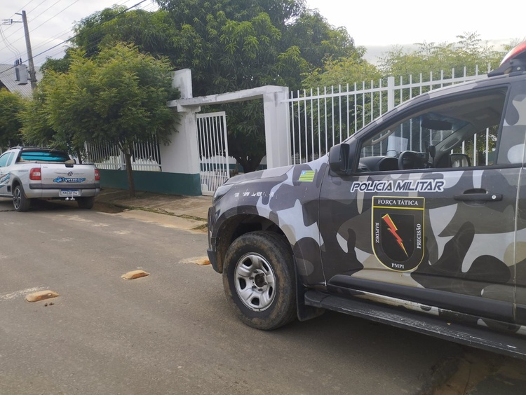 Polícia Militar reforça policiamento preventivo e ostensivo nas unidades de ensino em todo o Piauí.