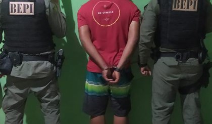 Polícia prende um homem acusado dos assassinatos em Baixa Grande do Ribeiro. (Foto: SSP-PI)