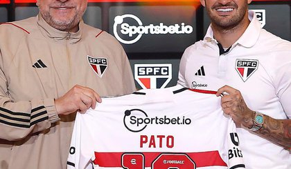 Apresentação Pato (Foto: Rubens Chiri/saopaulofc)