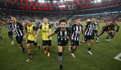 Botafogo volta a liderar o Campeonato Brasileiro após quase dez anos. (Foto: Reprodução/Twitter/Vítor Silva/ BFR)