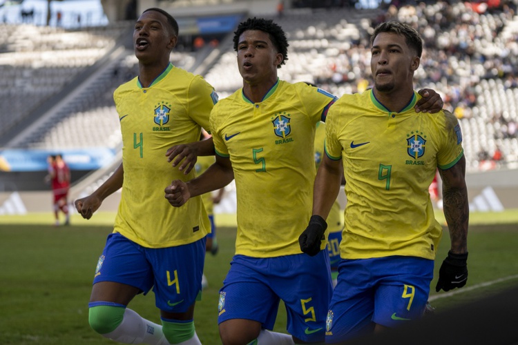 Brasil vence Tunísia e se classifica para as quartas de final da Copa do Mundo Sub-20.