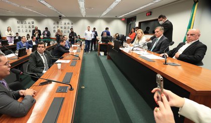 Conselho de ética da Câmara abre processo contra sete deputados. (Foto: Lula Marques/ Agência Brasil)
