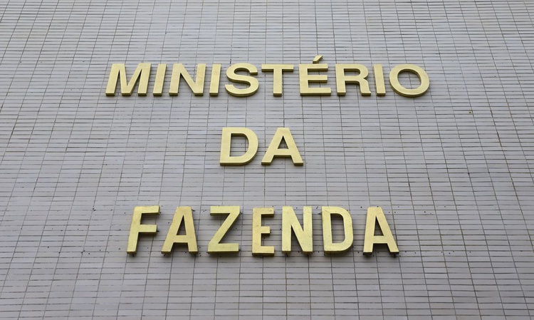 Governo editará medida provisória para regular apostas esportivas.
