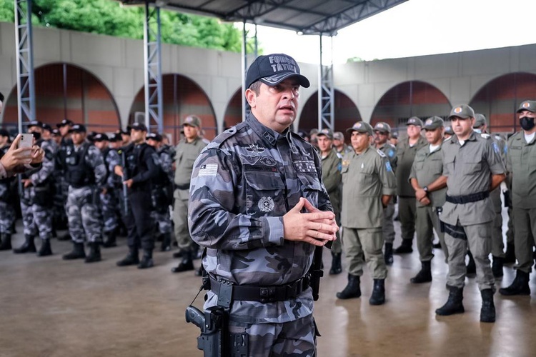 O comandante-geral da PMPI, coronel Scheiwann Lopes.