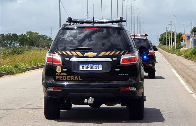 Operação Falso Holerite combate fraudes no FiES na capital do PI.