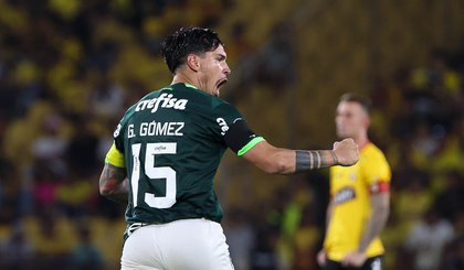 Veiga e Gómez garantem vitória do Palmeiras na Libertadores. (Foto: Reprodução/Twitter/@Palmeiras)