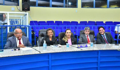 Vereadores de Floriano se preocupam com possível terceirização em hospitais do Piauí. (Foto: Ascom/Câmara Municipal de Floriano)