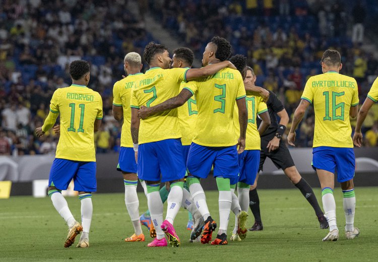 Brasil venceu Guiné por 4 a 1 neste sábado.
