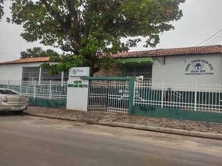 Floriano: Adolescente fica ferido por golpes de facão na frente de escola.