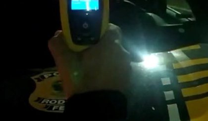 Homem é preso pela PRF em Floriano (PI) por embriaguez ao volante. (Foto: Divulgação/PRF)
