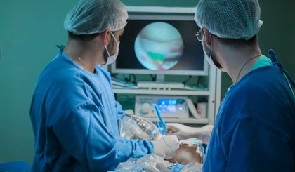 Hospital de Oeiras realiza a 1ª cirurgia bucomaxilofacial por vídeo da rede estadual de saúde. (Foto: Divulgação/Sesapi)