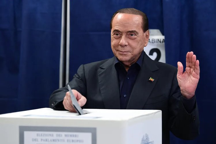 O ex-primeiro-ministro da Itália Silvio Berlusconi em foto de maio de 2019.