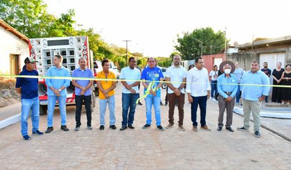 pavimentaçãoa (Foto: Divulgação/Prefeitura de Floriano)