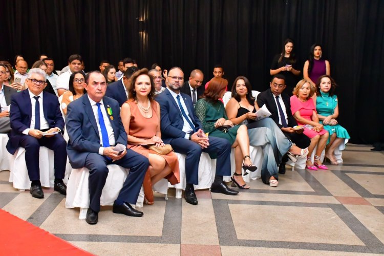 126 anos: Prefeitura homenageia personalidades com “Medalha do Mérito Agrônomo Francisco Parentes”.