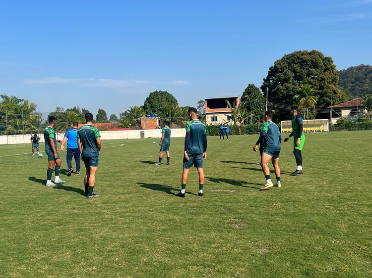Altos encerra preparação para o confronto contra o Volta Redonda.