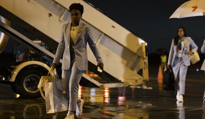 Desembarque da Seleção Feminina Principal na Austrália. (Foto: Thais Magalhães/CBF)