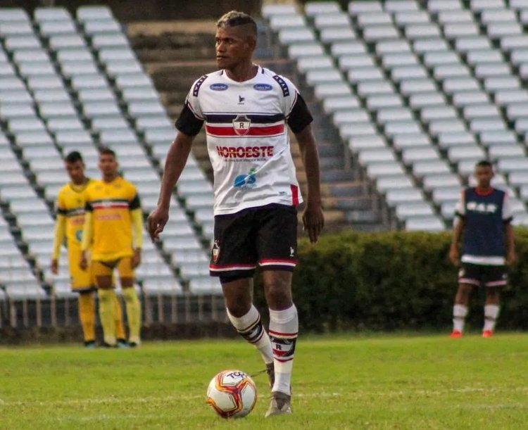 Índio, ex-atleta do River (PI).