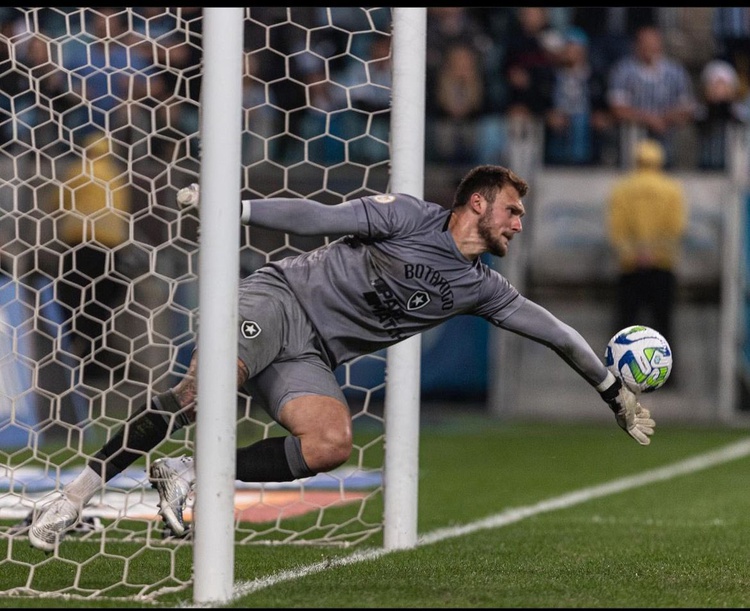 Lucas Perri, goleiro do Botafogo.