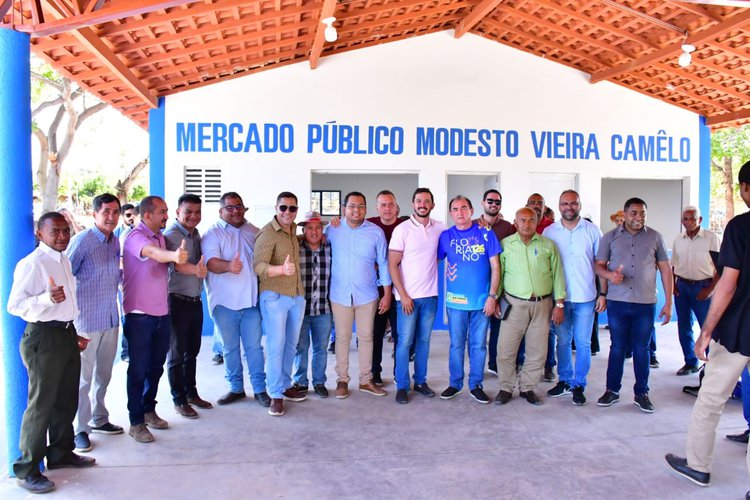 Reformas no Amolar - Floriano, 126 anos.