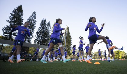 Seleção Feminina Principal treina na Gold Coast. (Foto: Thais Magalhães/CBF)